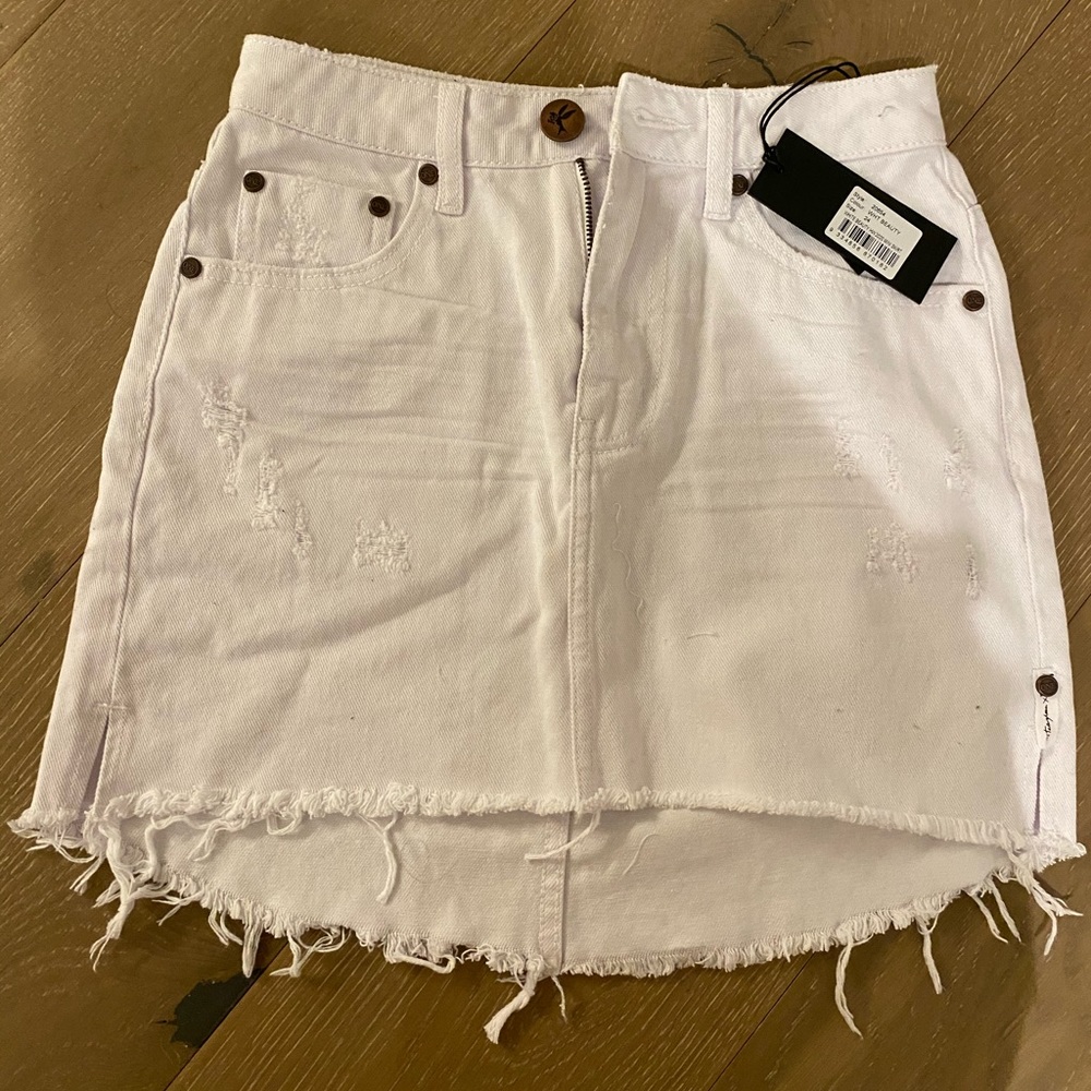 One teaspoon skirt